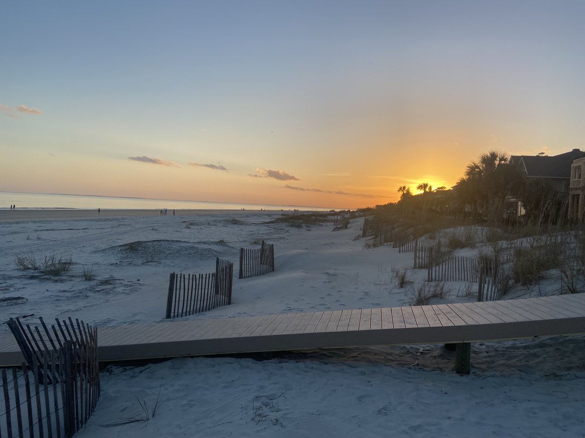 DadMurphy's tweet photo. #sunset https://t.co/AXbTrLTiqU