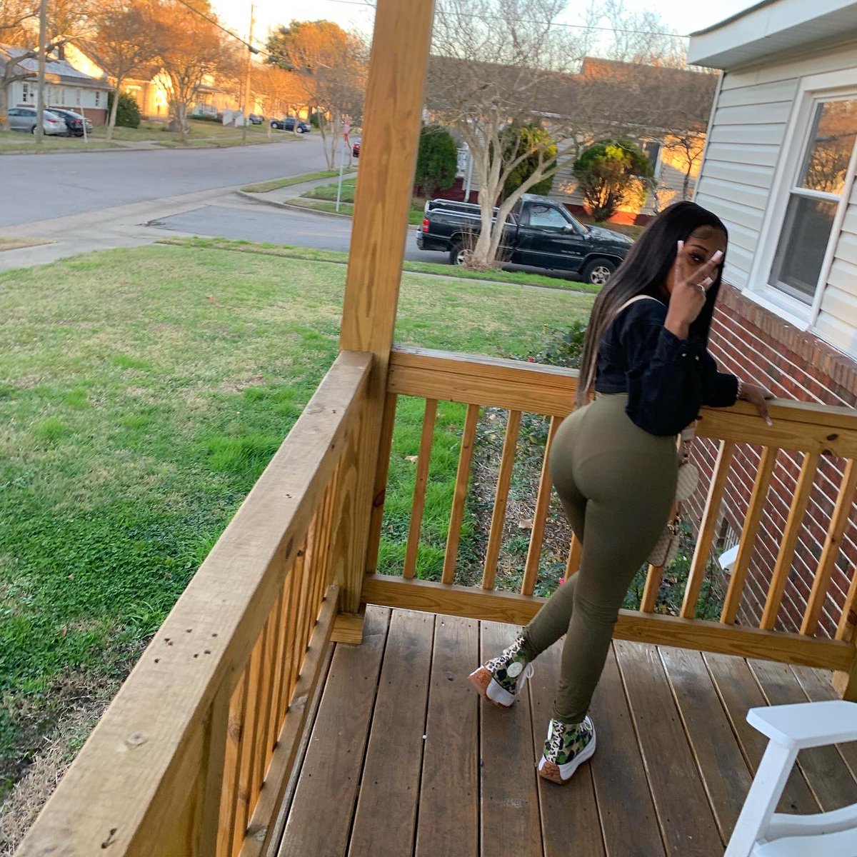 barely get to brag but know these pics gon tell it for me🪐!