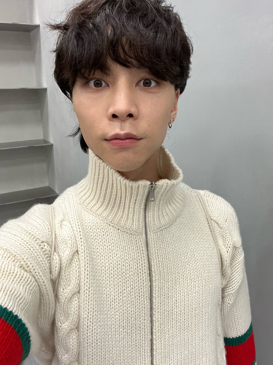 ᅠ
Monday selfie.
ᅠ