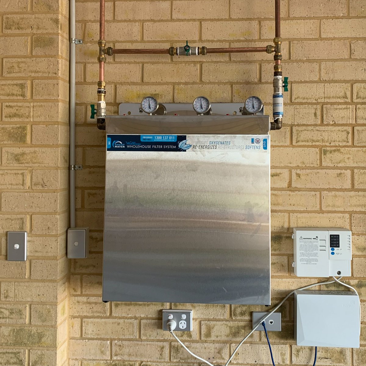 waterfilters_'s tweet image. Some recent whole house system installations by our hard working Perth tech, Ama Plumbing. 

Key signs you need to install a whole house filtration system: buff.ly/3y44HOI (3 min read 🤓)

#wholehousewaterfilter
#perthplumbers
#perthwaterfiltration