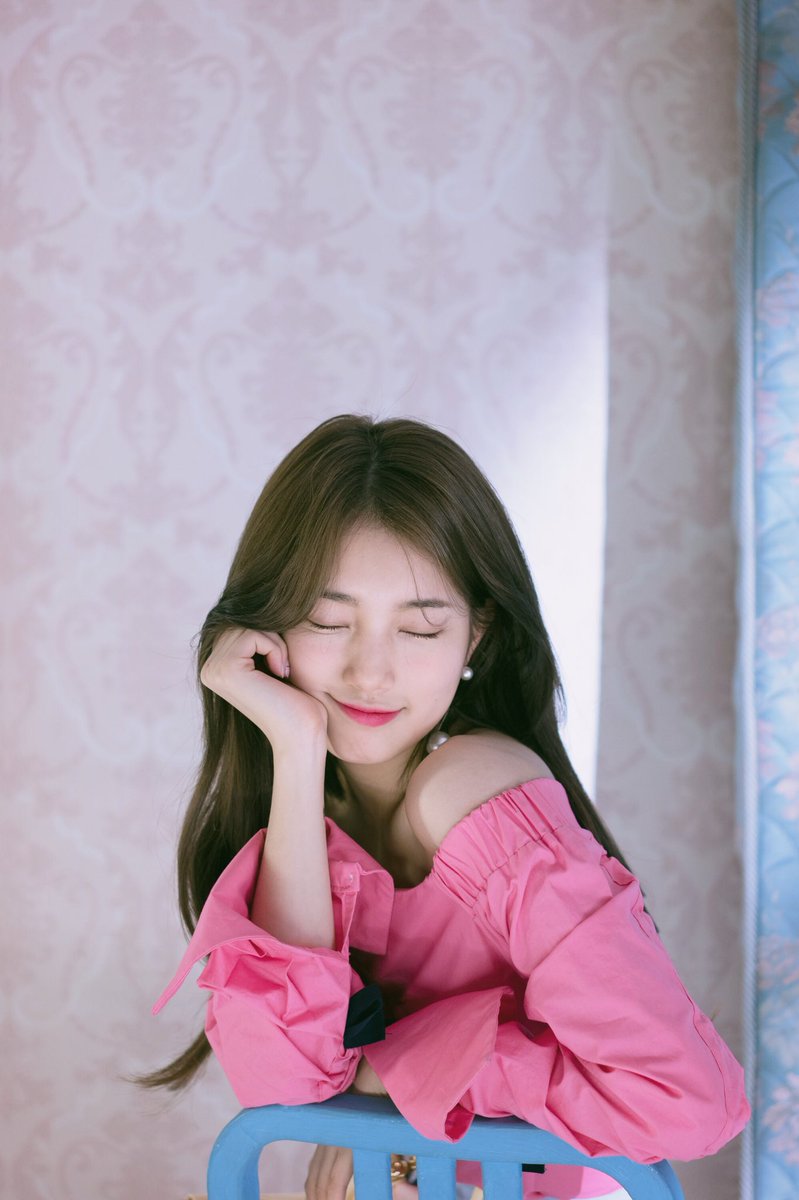 veenacraft's tweet photo. 🎀 ⋆ 𝚑o-𝚑o-𝚑o! you 𝑟͟𝑒͟𝑐͟𝑒͟𝑖͟𝑣͟𝑒͟𝑑 a 𝕘𝕚𝕗𝕥
say 𝒉𝒆𝒍𝒍𝒐 to the ( 𝑠𝑒𝑎𝑠𝑜𝑛𝑠 𝑔𝑟𝑒𝑒𝑡𝑖𝑛𝑔𝑠 )
𝕭 𝚌𝚞𝚝 🎎 𝑓𝑟. 𝔹ehind 𝕋he 𝕊cenes

get into the — 𝑑𝑒𝑐𝑒𝑚𝑏𝑒𝑟 𝖈olle𝖈tion
#O2 ⋆ 𝐩hoto 𝐜oncept 🛍
special 𝚝𝚊𝚐𝚜: 𝚟eena𝕤hoot + 𝕤𝕔𝕒𝕜𝕖 https://t.co/zRlgepnVBX