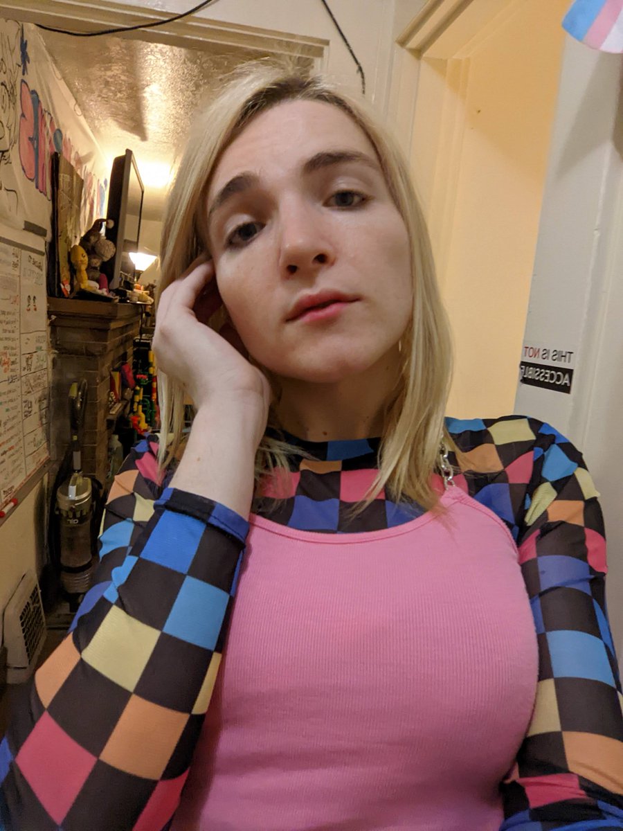 Pillow Princess of Power (lilpillprincess) Twitter