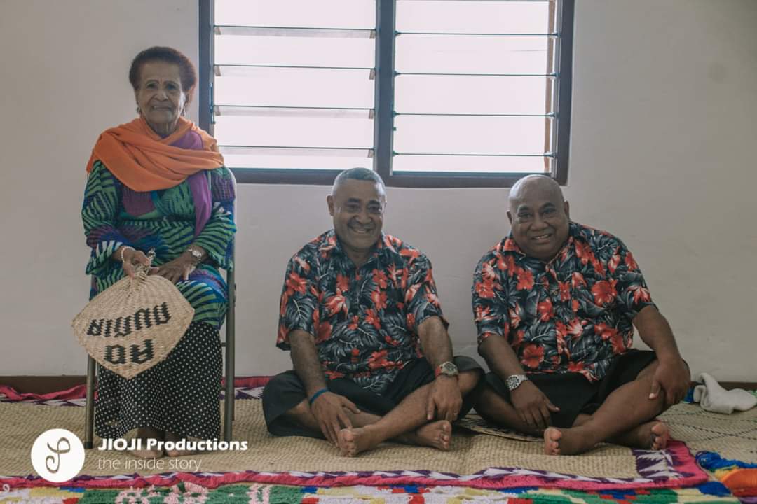 LOWKEYDEALING's tweet photo. 27/11- The Chiefly families of the Yavusa Matanikutu, Yavusa Naduruvatu (Sawani) &amp;  Na Gone Turaga na Vunivalu na Tui Namosi of Nabukebuke convened at Veivatuloa, Namosi to re-trace and cement their blood ties via traditional protocol called Carasala
#Itaukei🇫🇯
#TB🔙 https://t.co/Kunxx41Yif