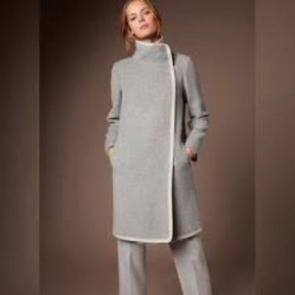 1_pecan's tweet photo. So good I had to share! Check out all the items I'm loving on @Poshmarkapp #poshmark #fashion #style #shopmycloset #galaxygoldproducts #anthropologie #aritzia: https://t.co/lbONMH9aDb https://t.co/F7yUcYO1As