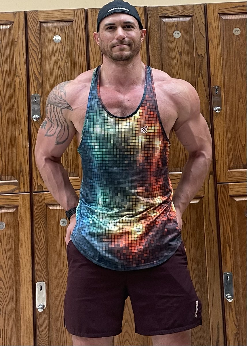 FairyGodHimbo's tweet photo. Rainbow Edition @jednorthapparel #LGBTSwole 
#QueerMuscle #RainbowTankBrigade https://t.co/AKnDxBSQKH