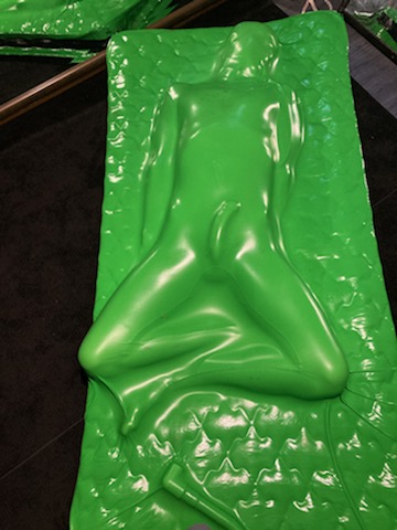 yourperfecttoy's tweet photo. 💚 https://t.co/cXCtqqLcC2