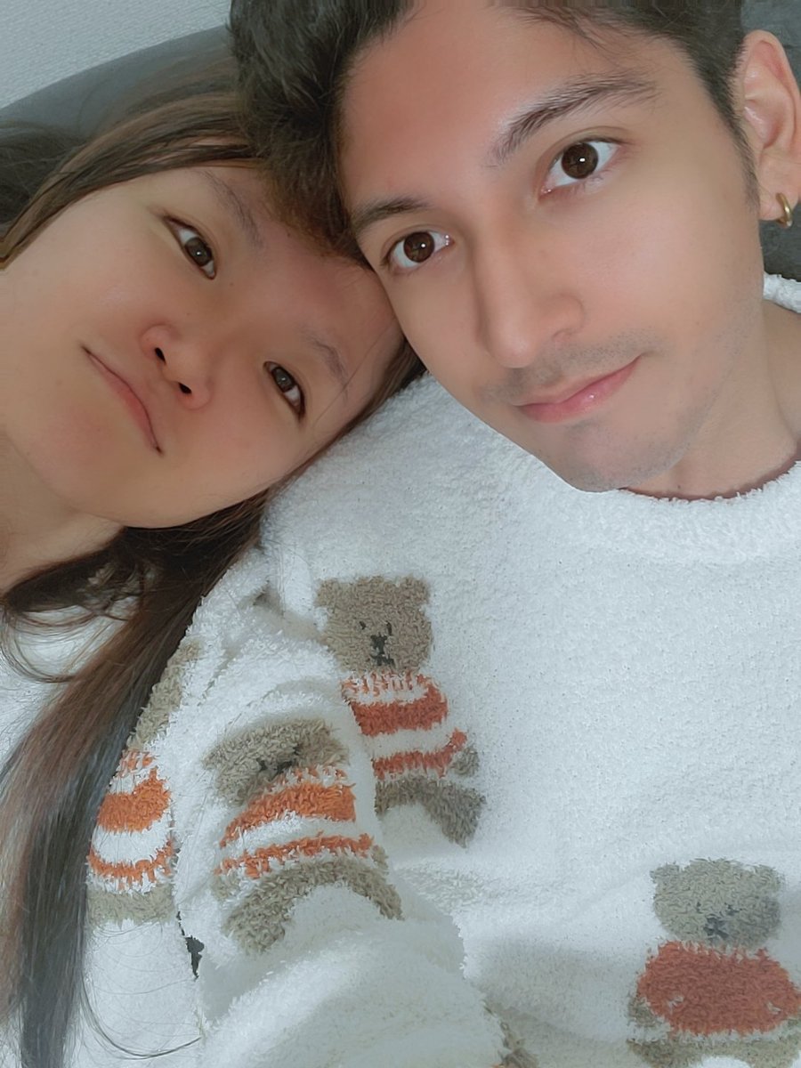 chiekko1227's tweet photo. Gracias por estar siempre de mi lad.
Puedo hacerlo porque tu estas aqui para mi...
また1つ大人?になったけど、わんぱくな2人でおろね☺️アドバイスも慰めも喜びもくれるパートナーは心の支えです🍀お互いに刺激し合って進んでいきます。
#Cumpleaños 
#birthday 
#miamor 
#couple
#スペ語 https://t.co/qBGDL83pVz