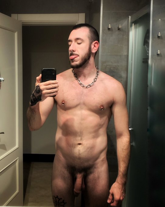Did I have to post the full one? ?

https://t.co/gRdDoan1Mr

@GayBCNPorn @MasturbacionMas @hot_connection2