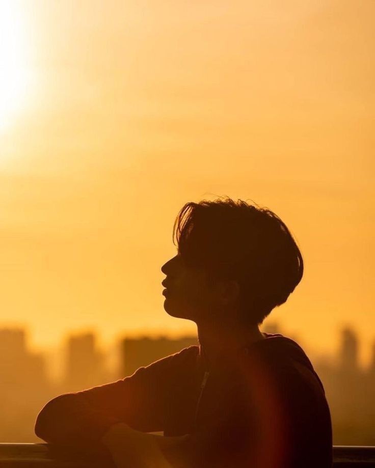 diirkive's tweet photo. I have no idea to how start this text. maybe with a "hbd! I live you and thanks for exist" but just this don't explain how much you are important to me, Bright.

#ABrigthSkyFromBrazil #24thBrightDay #bbrightvc #HBDBRIGHT https://t.co/y8giI68sl0