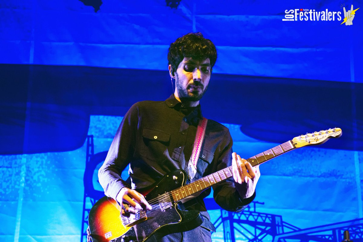 losfestivalers's tweet photo. Uno de los últimos shows de 2021 en este canal fue otorgado por @DivisionOficial 🤟
https://t.co/CUUfRTRXkY

Revive los XX años de #ExtrañandoCasa y XV del #DefectoPerfecto 😎 https://t.co/DK49aotacx