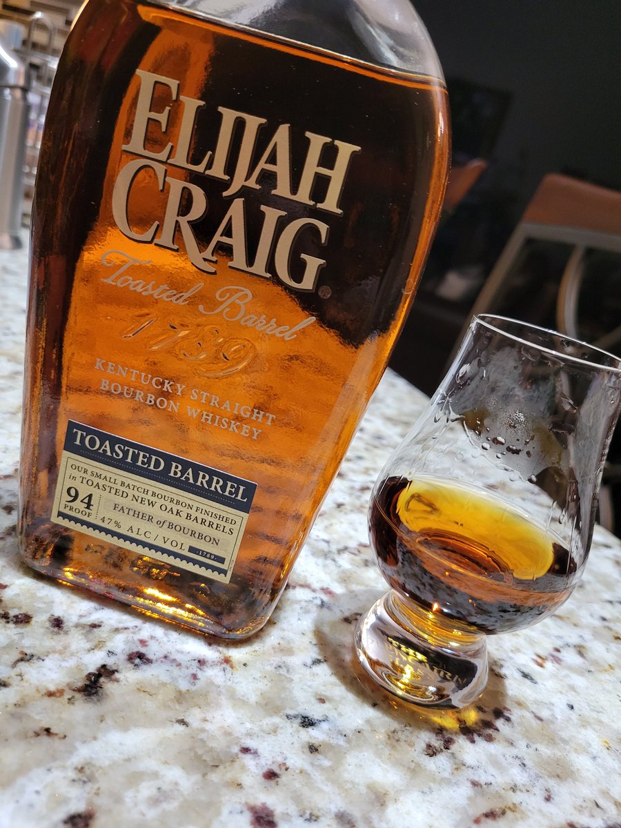oskiwhoaski's tweet photo. Sunday Sippin..... #ectb https://t.co/D7tnLDihHh