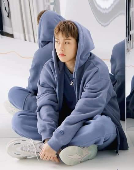 iljoohoney's tweet photo. #JOOHONEY it is so pretty and handsome<33 https://t.co/monqNLh09L