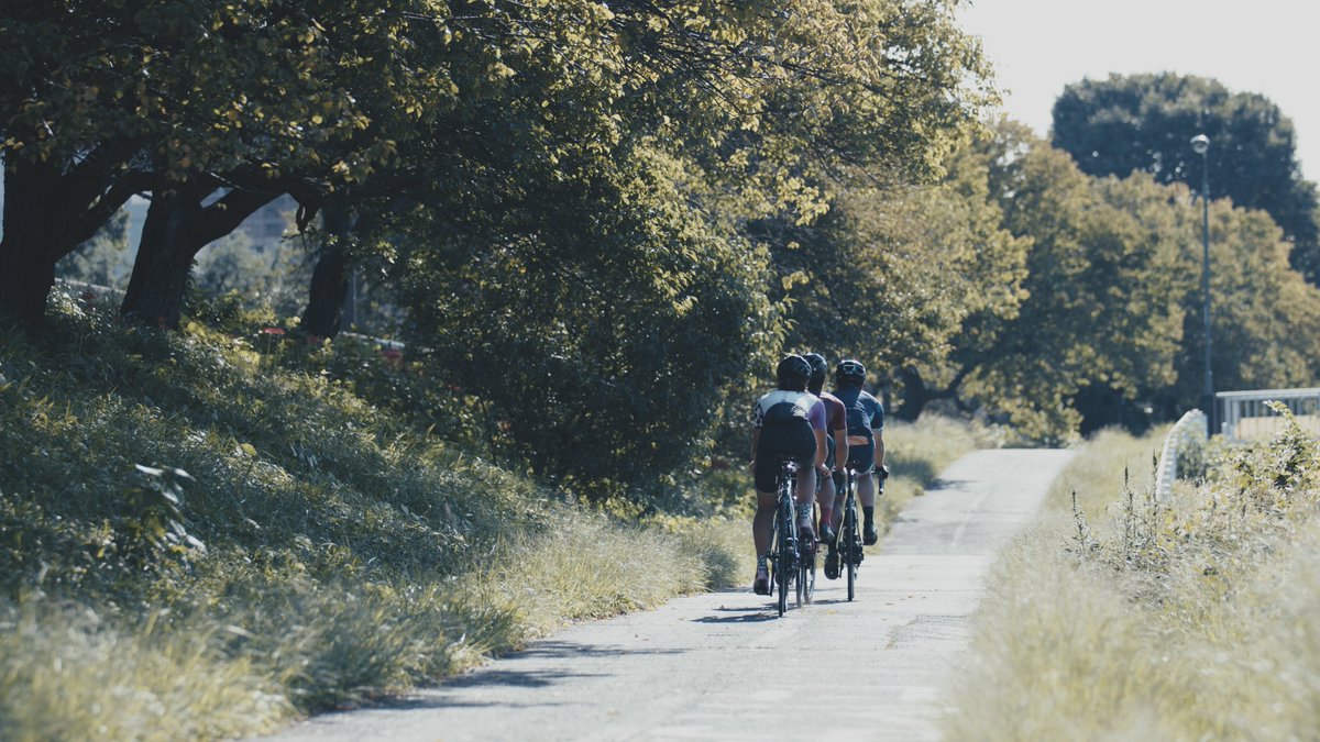 alterlockeurope's tweet image. Enjoy the holidays. 
#alterlock #bicycleguardservice #bikelocks #bike #bikestolen #anti_theft #GPS #security #roadbike #cycling #IoT #sigfox #cyclinglife