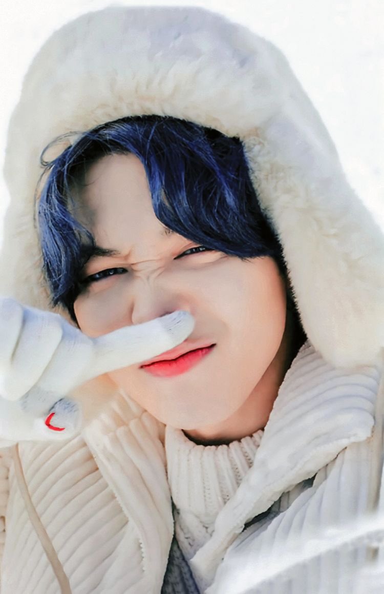 btspcsdaily's tweet photo. sobok sobok season ❄️ https://t.co/zULgn6g9t1