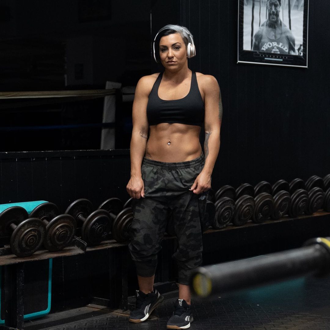 Who's coming for the workout and drinks for the evening