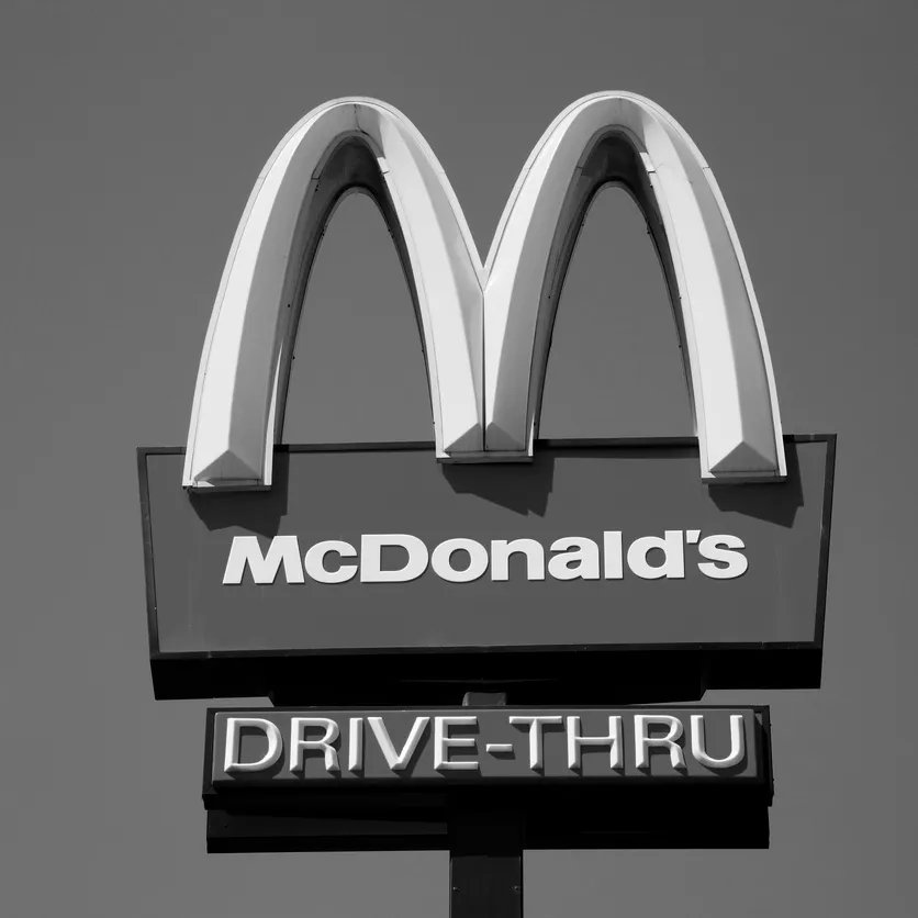 MySocialHabit's tweet photo. Interesting news: McDonald's disproportionately targeted children in poorer countries with social media advertising, a recent study found. 

Read more: https://t.co/Z0peViwhVf https://t.co/PyDKNUUPJX