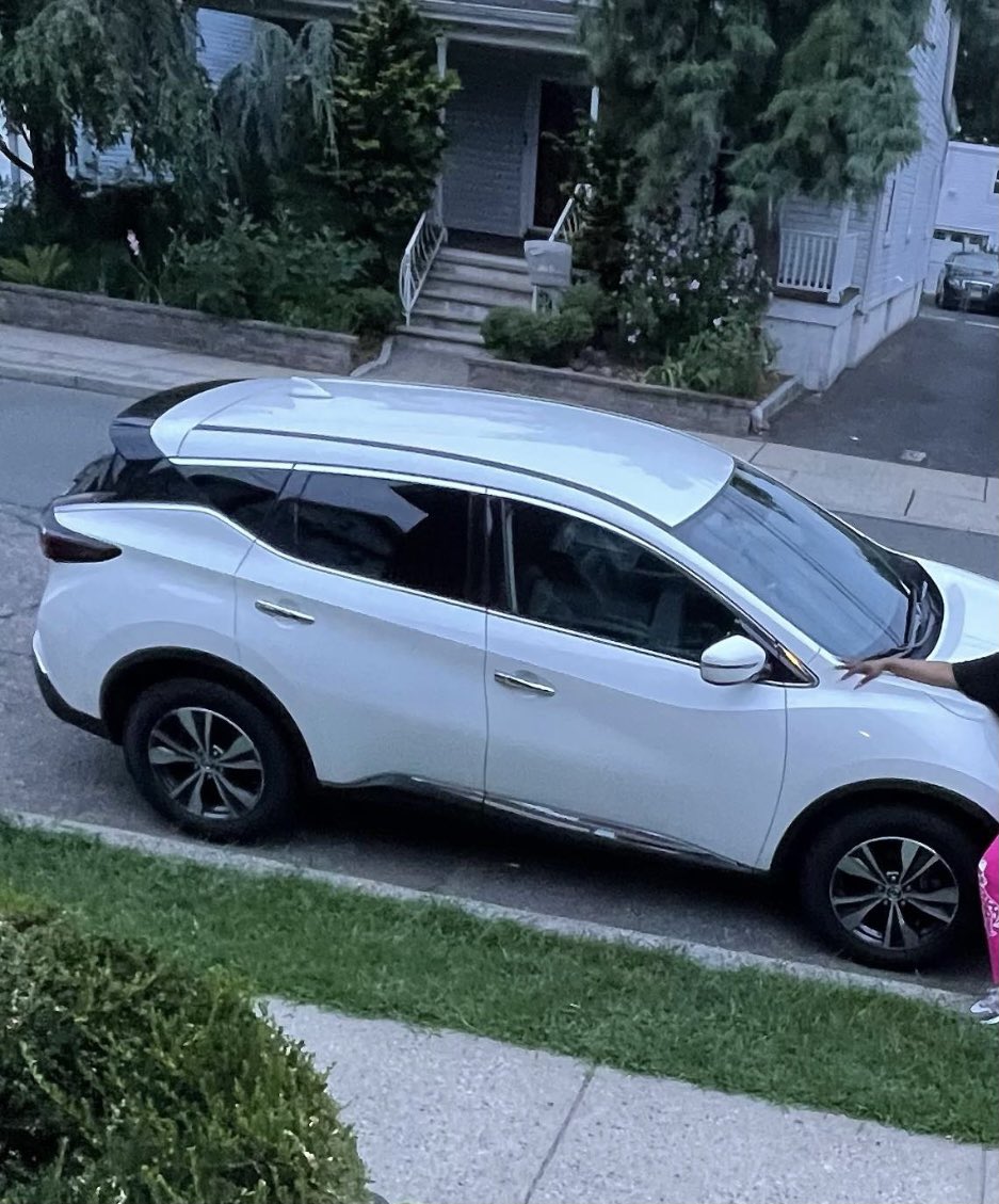 UNIIQU3's tweet photo. STOLEN CAR ESSEX COUNTY NJ 

LAST SEEN 8:30PM NEWARK NJ ON DR MARTIN LUTHER MING BLVD &amp; 7TH AVE 

PLATE # U49PDF WHITE NISSAN MURANO https://t.co/eECfyPr9bJ