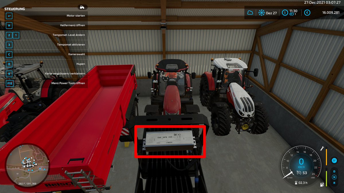 In den Hörmann Hallen sind Scheinwerfer installiert. Soweit so gut. Alle: Die Scheinwerfer guckt eh keiner genau an. Giants: Da ist ein Technischer Info Kleber drauf, also kommt der da auch im Spiel drauf. Ich mag solche Details. 🥰😀 <a href="/farmingsim/">Farming Simulator | Official Channel</a>