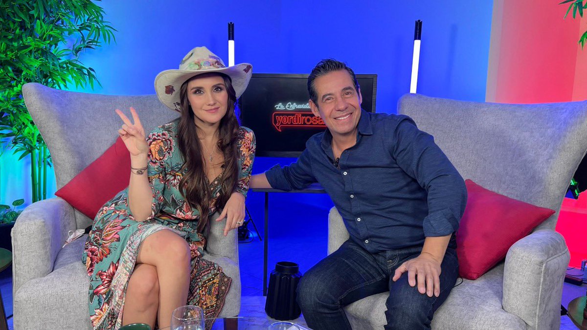 DulceMaria's tweet photo. No se pierdan la entrevista con mi querido @YordiRosado 🥲❤️🙌🏼https://t.co/9DF2Guzepv https://t.co/liLQ95BgU8