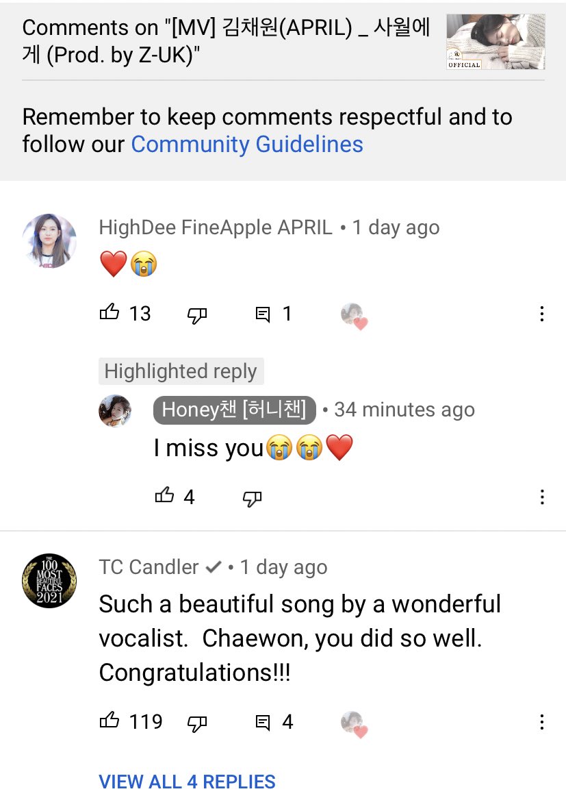 Highdee_APRIL's tweet photo. Diary of a #FineApple:

Dec 26, 2021

#Chaewon gave the best fan gift on #HoneyChaen Channel

And she’s still spreading the love!

#Chaeni replied to hundreds of comments

#챈이얌 ❤️😭

[MV] To the Memories of #APRIL:
https://t.co/eegCxN8D1K
 
#에이프릴 #김채원 #사월에게 #허니챈 https://t.co/SDX13SaLXo