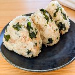 ぱくぱく食べられちゃいそう!ツナ缶やわかめを使った「おにぎり」レシピ!
