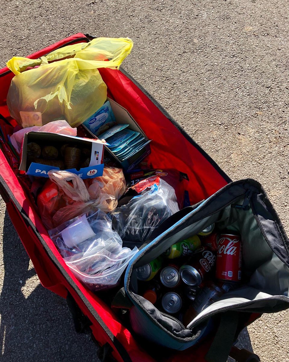 epic_compassion's tweet photo. On this beautiful day, Chele and I pulled a wagon and cooler along the trail giving away socks, underwear, hygiene products, hats, gloves, sleeping pads, snacks, and drinks. #epiccompassion #nwark #fayetteville #GiveBack https://t.co/WYtcF0tFni