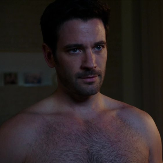 MagnusZwarts2's tweet image. Magnus T. Zwarts.

🐺Hombre Lobo Alfa.
🔞Gay, dominante, versátil +Activo.
🖤Multi shipp.
❌No niños, no Twinks. +25
😏Con algunos fetiches. 
🦬Brusco y mal hablado. 
📩Sexrol por MD.
😈No dramas.
🚨Block y Silenciar a gente molesta.
👉👌RT a porno.

Dad RT y Follow.
RT+Fav= MDs.