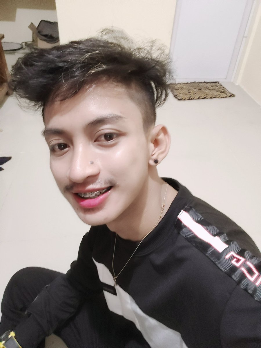 CallTwink's tweet photo. 🙈 https://t.co/5mXooEsXnV