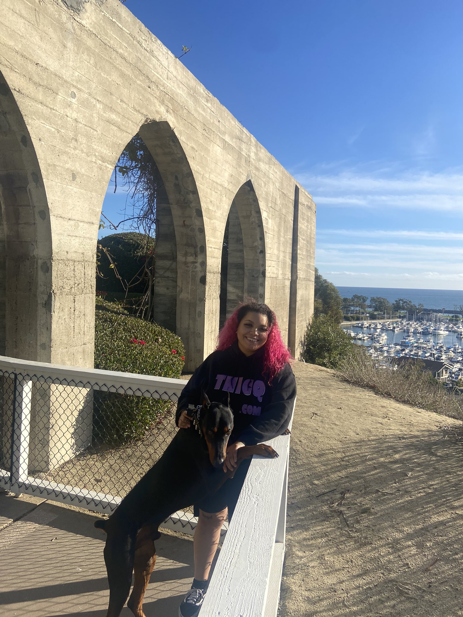 TW Pornstars - 2 pic. 🔪Dahlia Von Knight🔪. Twitter. Hiked around