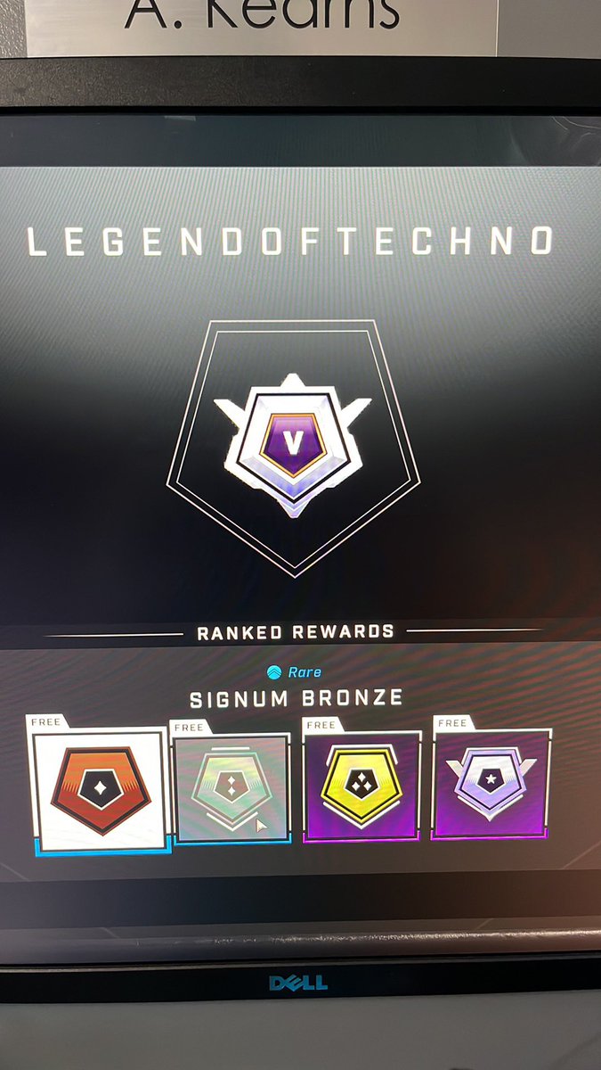So I decided to try using m+k with Halo Infinite. After completing the campaign and playing multiplayer for about a week, I decided to finish up my rank matches…not sure how to take this:

#halo #HaloInfiniteMP #PCGaming #platinumV #howdidiplacethishigh #moretocome