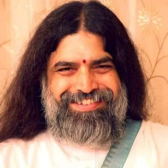 sahiljagtiani's tweet photo. You made an impact in all our lives &amp; you can never be forgotten. Will see you in the light when I pass. Pranams &amp; it was a true honour to have known you. Jai Gurudev Om Namah Shivaya @Rishiji https://t.co/h0YRJ3HVU4