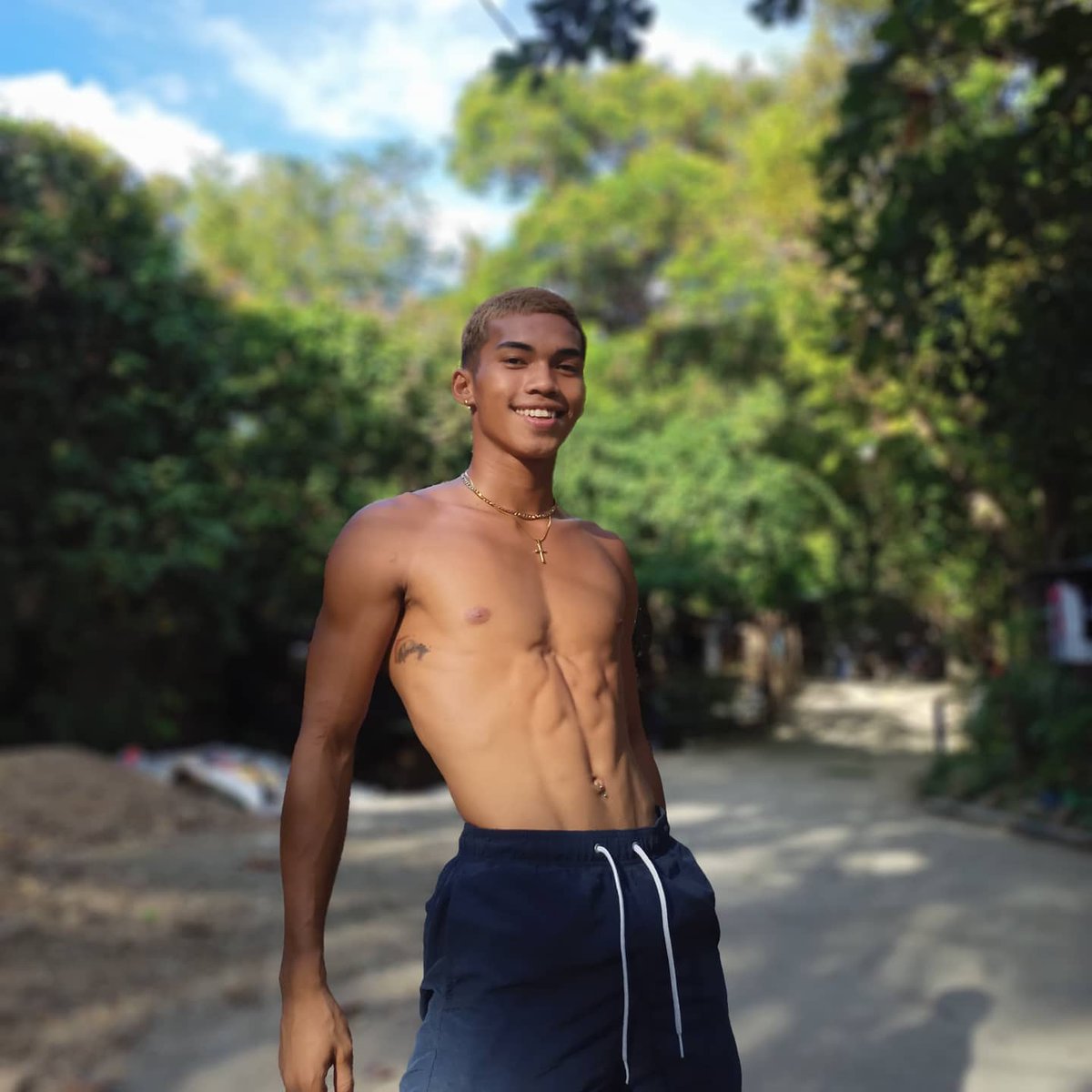 brownray01's tweet photo. @ZO2_  nature 🌿🍃 https://t.co/EkKQtLhArL