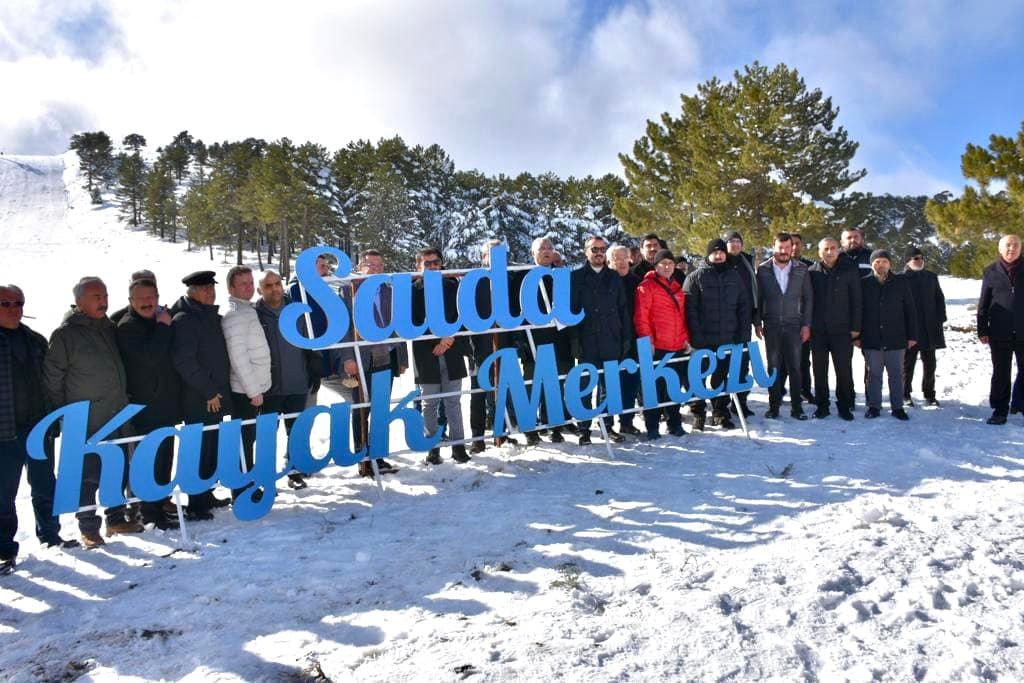 saldagolucom's tweet photo. Salda Kayak Merkezi Sezonu Açtı! Salda Kayak Merkezi, 2022 sezonunu açılış etkinliği düzenlendi. 
https://t.co/2IhAckEq7t
#saldagölü #saldakayakmerkezi #Kayak #uludağ #kartalkaya https://t.co/NdJTORaPbN