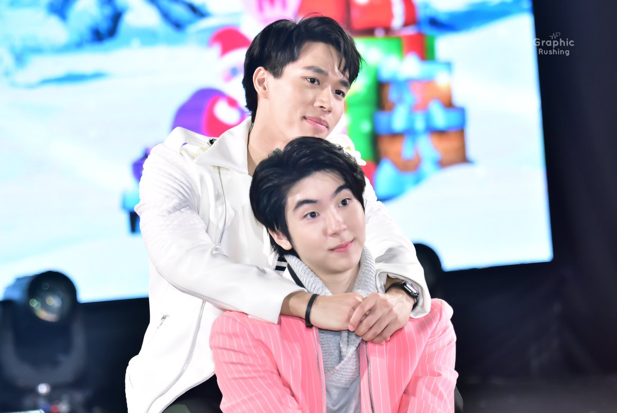 GraphicRushing's tweet photo. น้องน่ารักกับพี่คนหล่อ 🥰
@Graphic__r
#เจ้าแก้มของกราฟิค https://t.co/ygBCsC1t9S