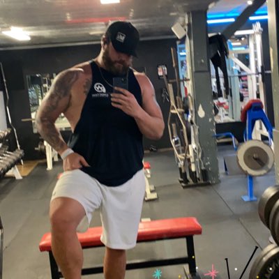 _koagrizzly's tweet photo. 🥱 https://t.co/J9pLLSsrTD