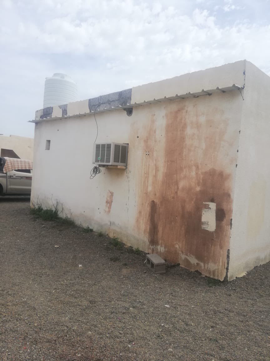 lyalbady14's tweet photo. السلام عليكم ورحمة وبركاته رسالتي هاذي أوجها إلي أصحاب الخير أنا اداوم في شركه ومتزوج وعندي خمسه عيال أكبر واحد ١٤ سنه واصغرهم سنه وخمسه شهور اسكن في بيت امي وعندي غرفه من فوق تشينكو متهششه وما ماخذين راحتنا ماخليت مكان قدمت اوراقي في كل مكان ولابنك طاع يسلفني قالو ماتستحق 😭 https://t.co/X00Ya9CqQT
