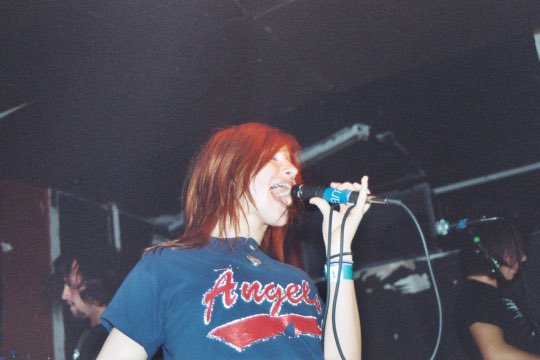 xprettyinpunk's tweet photo. happy 33rd birthday hayley williams! https://t.co/wuEphEd94n