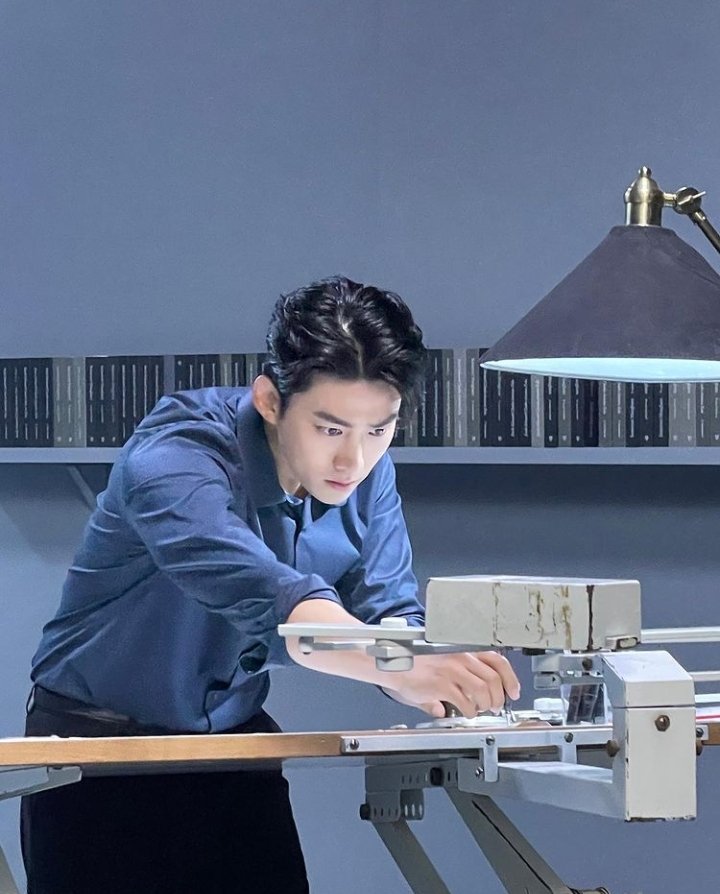 Happy birthday ok taecyeon!!   