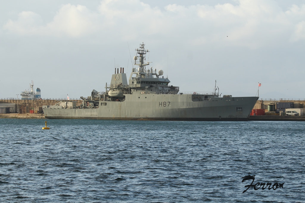 HMS ECHO H87 in Gibraltar #shipsinpics #ships #shipping #shipspotting #royalnavy
