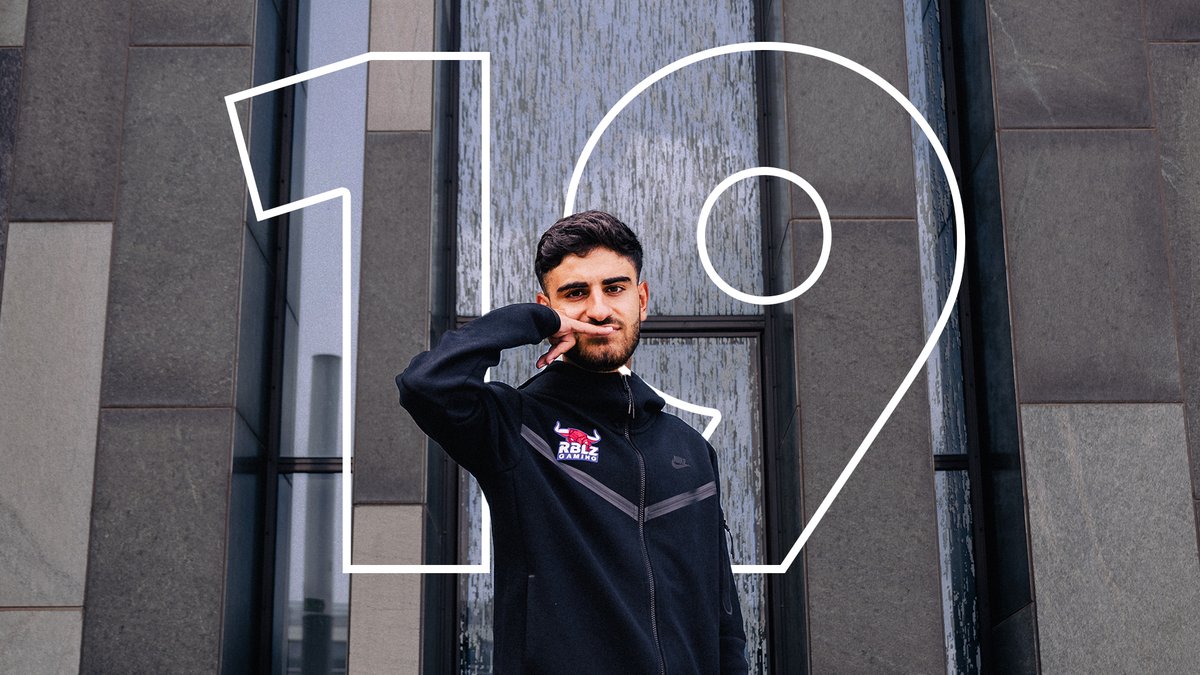 rblzgaming's tweet photo. Happy Birthday to the lion @rblz_umut 🦁🥳
Leave your congratulations in the comments 🎉
#rblz #rblzgaming #esports #easports #fifa22 #fut22 #rbleipzig #sweet19 https://t.co/QH5esb984I