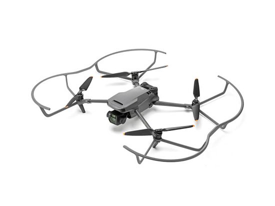 SekidoCorp's tweet image. 初回入荷が即完売のディスプレイ内蔵送信機 #DJI #RCPRO と #プロペラガード が再入荷❗

●DJI RC PRO
　sekido-rc.com/?pid=164646040
●Mavic 3 プロペラガード
　sekido-rc.com/?pid=164647551

数量限定、お早めにお求めください！
今なら明日発送で年内到着に間に合うかも💨

#DJI #Mavic3 #スマート送信機