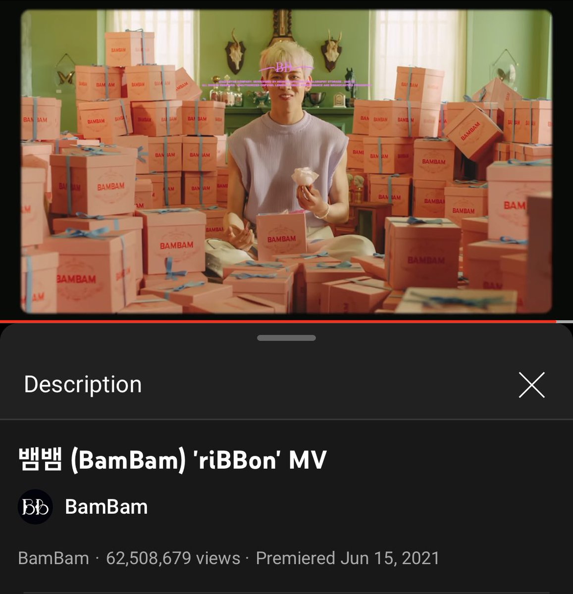 TeamBamBamSpace's tweet photo. #BamBamSpace UPDATE
뱀뱀 (BamBam) 'riBBon' MV 🎀
Current: 62,508,679 views
Let's continue to stream☺️🙏💚
🔗 https://t.co/qFdnsI4nHY
@BamBam1A #BamBam #뱀뱀 #GOT7 #riBBon @BAMBAMxABYSS https://t.co/0SW89VwBQY