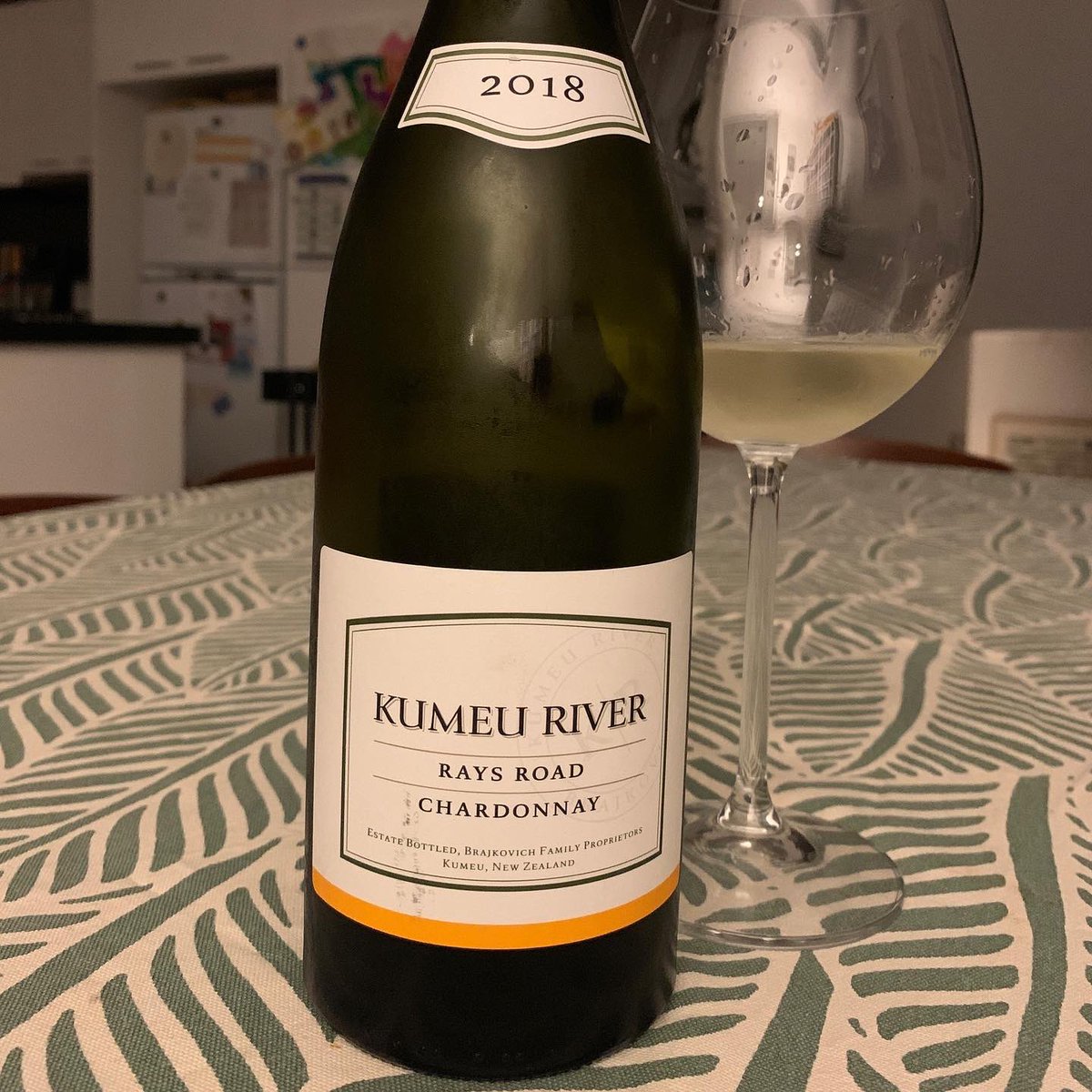 Classy Chardonnay from one of NZ’s best, <a href="/KumeuRiverWines/">Kumeu River</a> Wonderful with leftover Xmas bacalhau! 

#nzwine #hawkesbay #chardonnay #superblybalanced