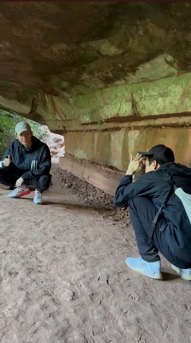 _blckwlrd95's tweet photo. #prommark first trip
#prommark first holiday
#พร้อมมาร์ค 
😘 Dec 27, 2021 
🤍🖤 🤍💜 ❤💚 https://t.co/IhBSECrw0i
