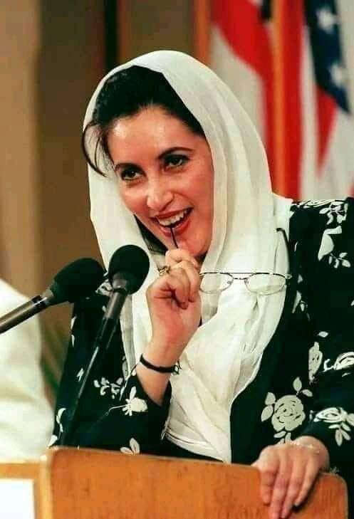 Basiit110's tweet photo. حیراں ہوں کہ اک بھی گواہی نہ مل سکی 🥀🙂🙏
حالانکہ اک ہجوم میں مارا گیا مجھے 🥺💔 https://t.co/GZPfabpU1Y