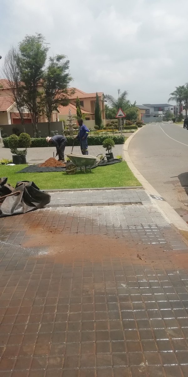 AmukeloProjects's tweet photo. The project ended πΏπΊπ»π
We are in Gauteng, our contact number 0814505918
#AmukeloProjects #DJSBU Jub Jub MacG Sellout #AndileMpisane https://t.co/3Ne4TOGA34