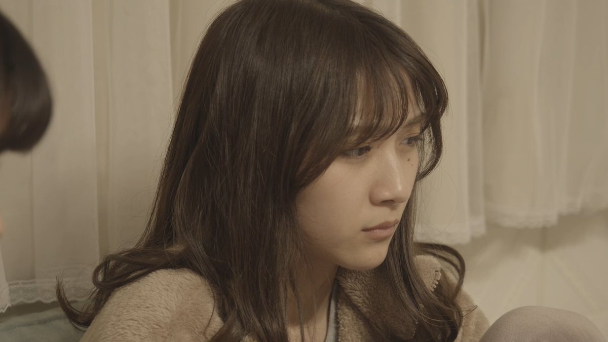 NetellyJP's tweet photo. ─ あらすじ ─
前回食事に行った男性と連絡が取れないことを理央に相談する。新しい出会いを探して、アプリでマッチした美容師と会うことになった。 https://t.co/c5CyvlTwcw