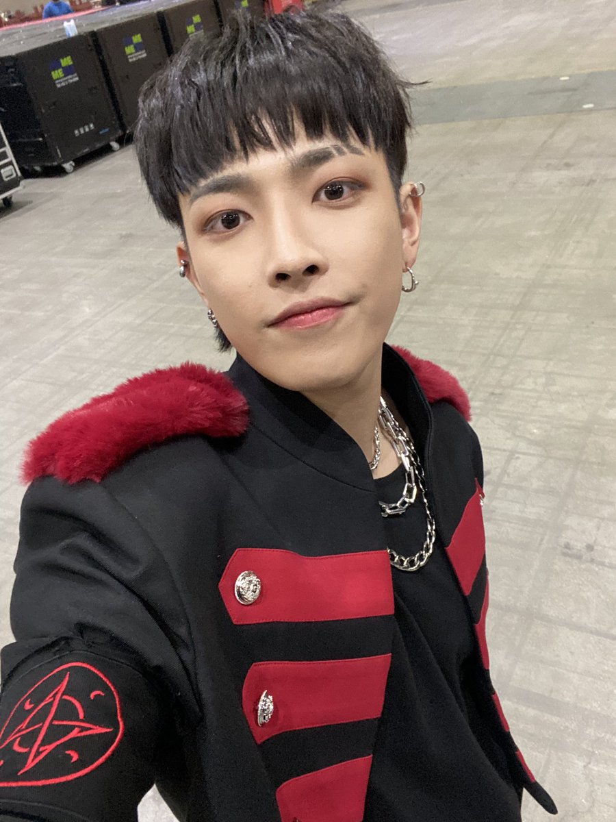 ATEEZofficial tweet picture