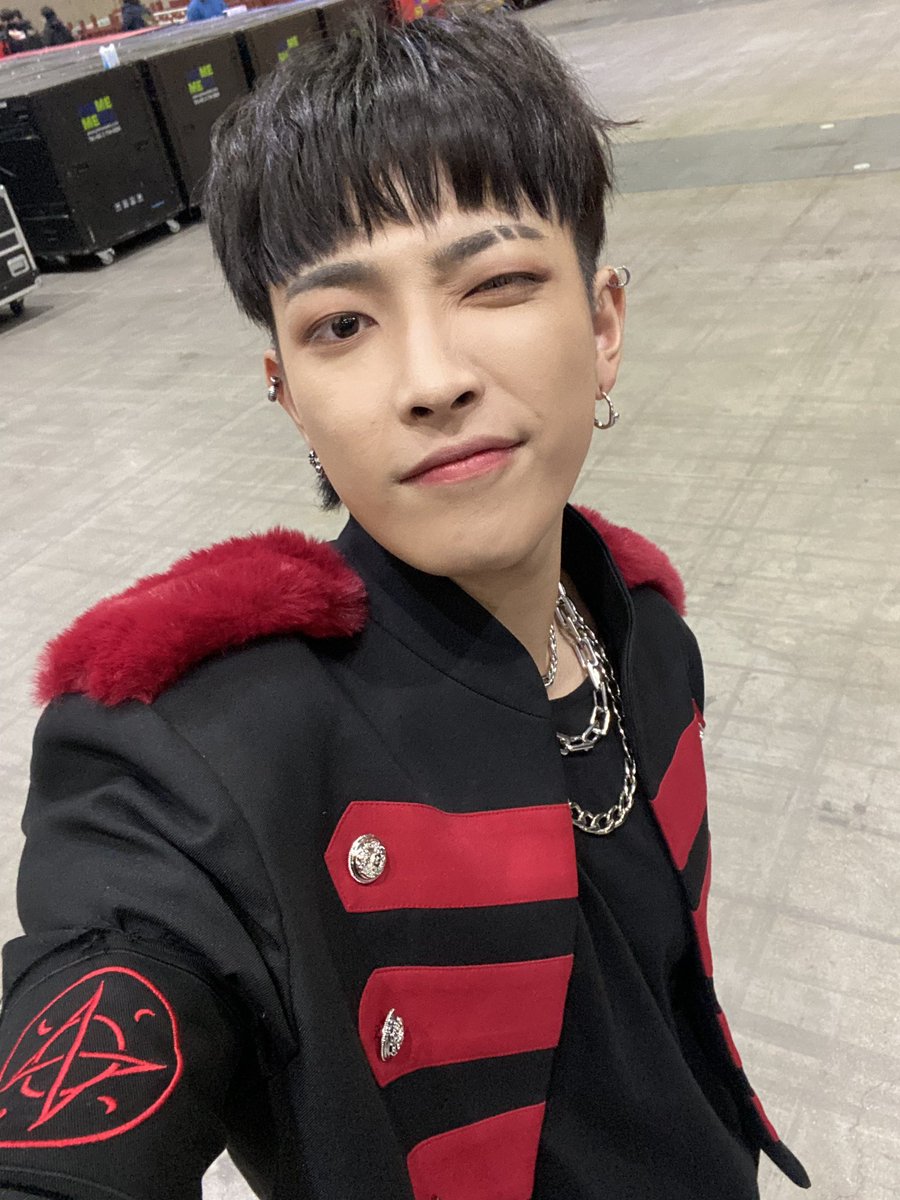 ATEEZofficial tweet picture