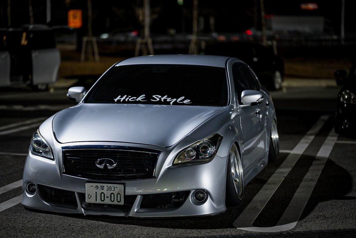 nisinisimoto's tweet photo. NISSAN 
FUGA Y51  ショコタン https://t.co/TUaNTVOBAu